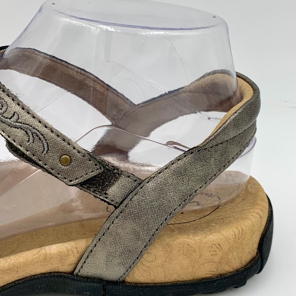 Taos Award Sandal Silver Pewter Leather Studded Women 7 Comfort Arch Support - Picture 4 of 11